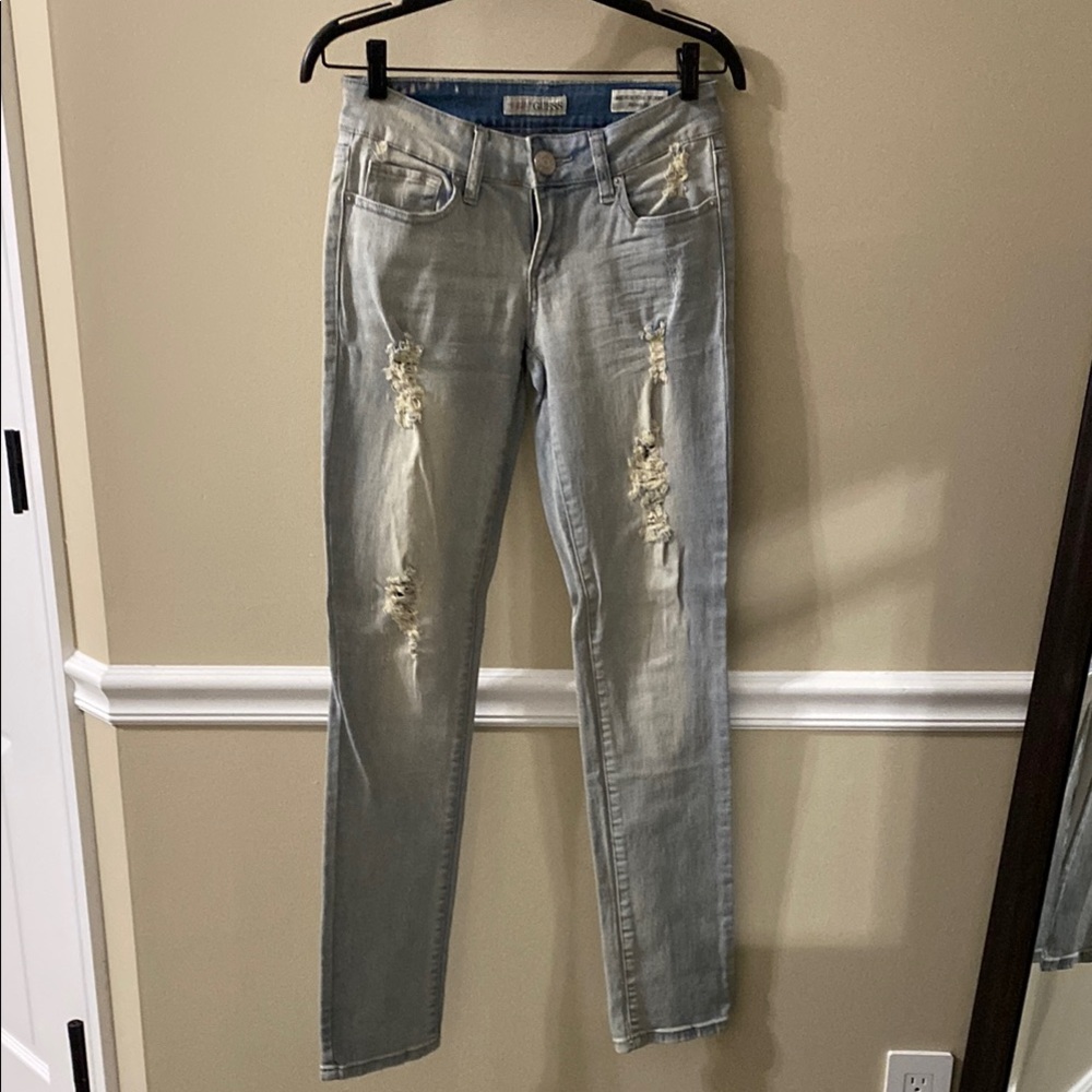 Women's Distressed light blue ripped Jeans